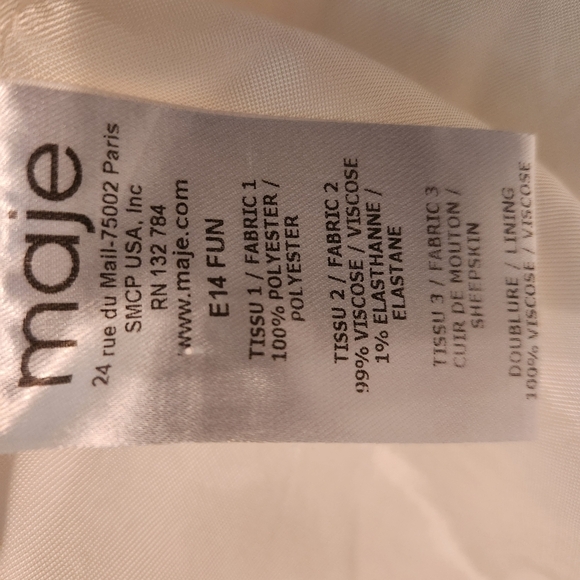 Elegant Maje White Blazer Open front v Neck Fashion. Layering - Picture 9 of 9